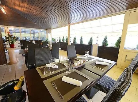 Bivius Restaurant Luxembourg ホテル ストラッサン