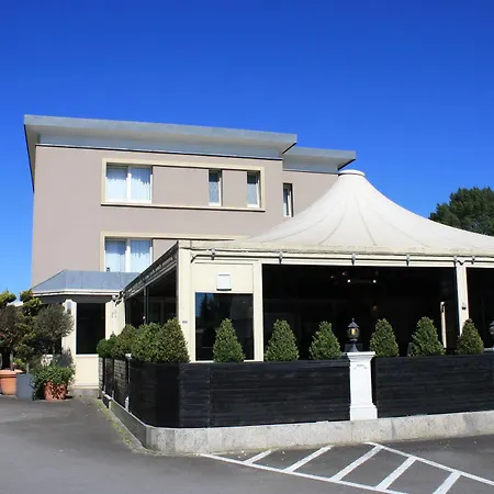 Bivius Restaurant Luxembourg ホテル ストラッサン
