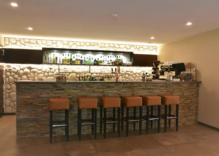 Bivius Hotel Restaurant Luxembourg Ξενοδοχείο Strassen